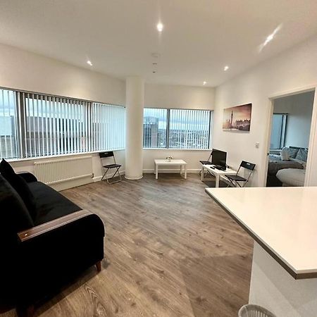 Alarabi Apartments-Two Bedrooms Apartment 克罗伊登 外观 照片